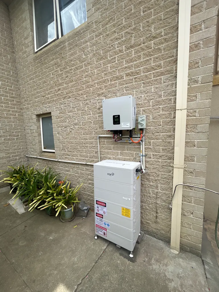 Battery Installation Narre Warren – 32.61kWh FOX ESS Battery System 2 E8650F9A F60E 4B5F BB10 46DCDC89E873 SolarAide