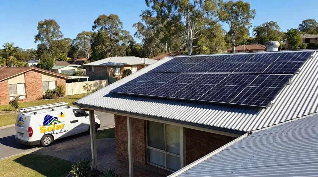 remove logo from house 202609031546 SolarAide